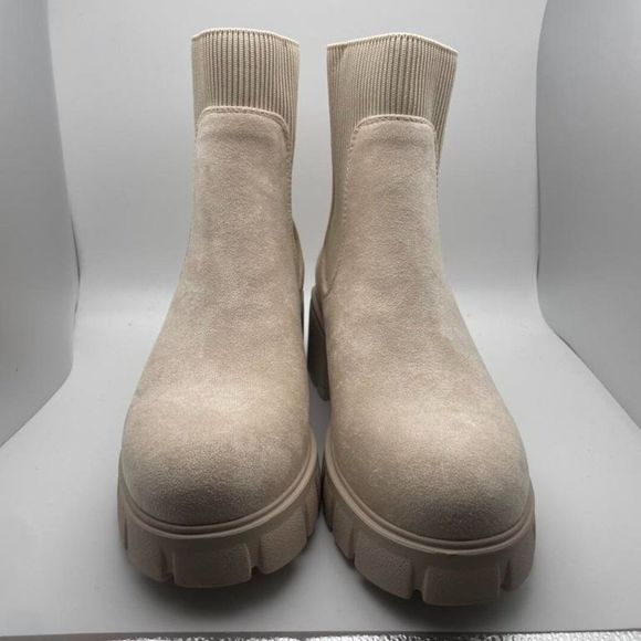 CUSHIONAIRE Women's STRETCH slip on Chelsea boot CREAM 8 - Picture 3 of 6